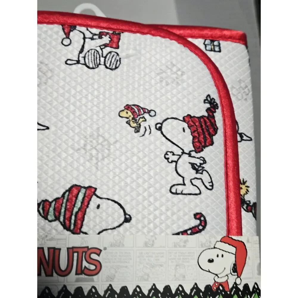 PEANUTS Snoopy Dish Drying Mat Gray 16”x18” Christmas Woodstock Bowl Candy New